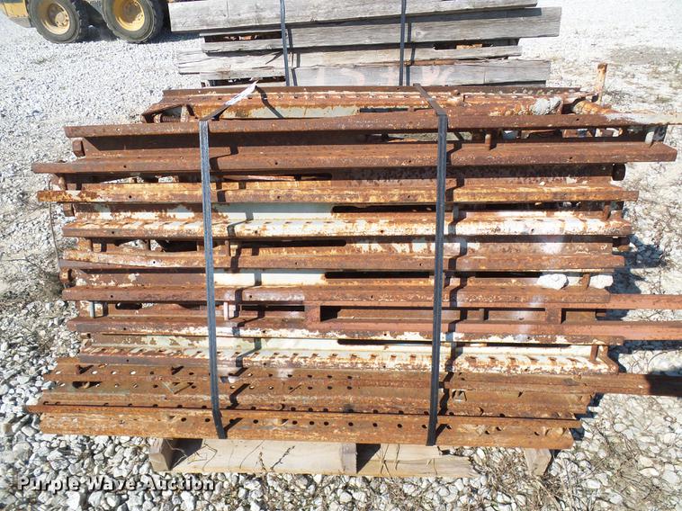 image for item DE5235 Bridge over hang jacks and boards