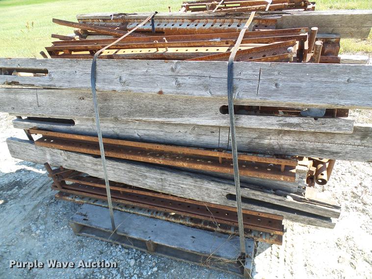 image for item DE5235 Bridge over hang jacks and boards