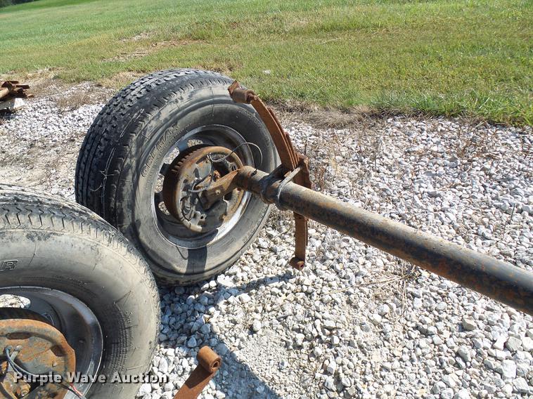 image for item DE5236 (2) axles