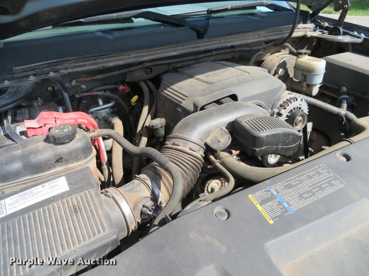 image for item DE6420 2007 Chevrolet Silverado 1500 pickup truck