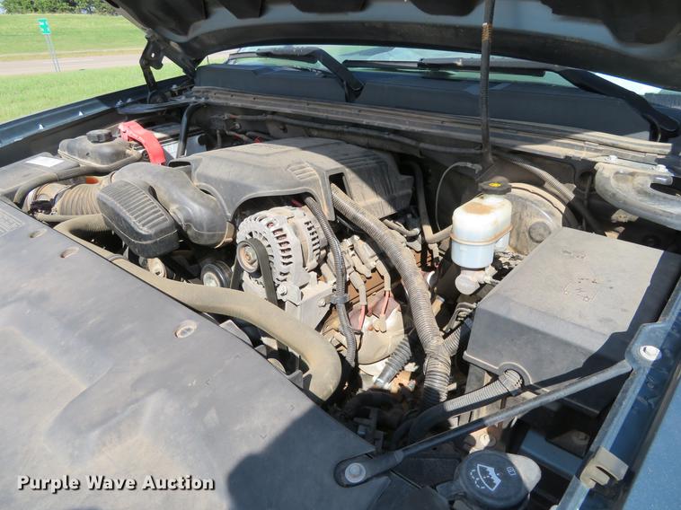 image for item DE6420 2007 Chevrolet Silverado 1500 pickup truck