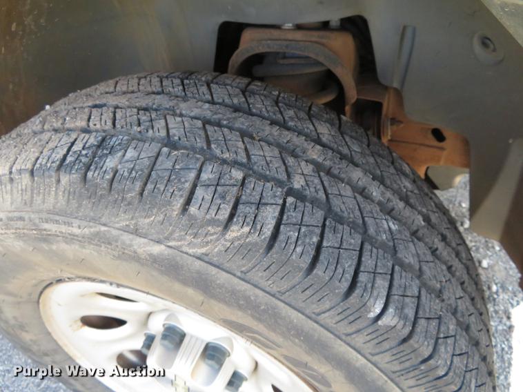 image for item DE6420 2007 Chevrolet Silverado 1500 pickup truck