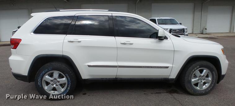 image for item DE7223 2011 Jeep Grand Cherokee SUV