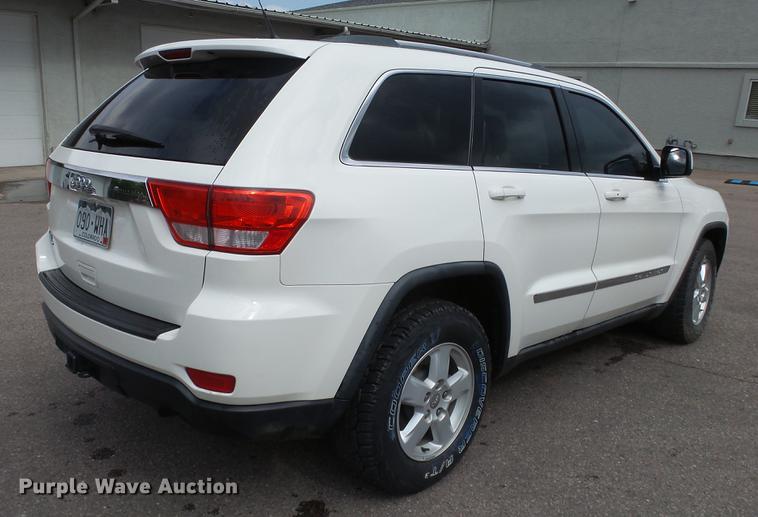 image for item DE7223 2011 Jeep Grand Cherokee SUV