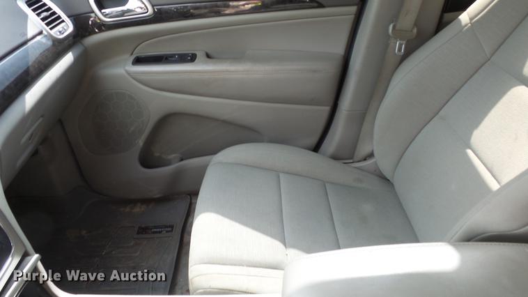 image for item DE7223 2011 Jeep Grand Cherokee SUV