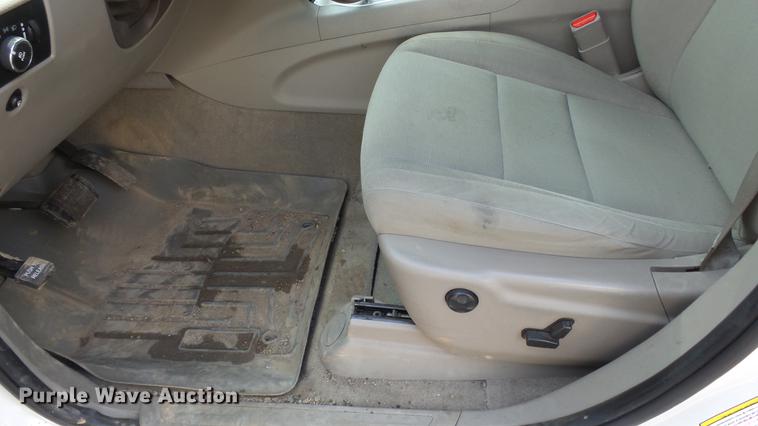 image for item DE7223 2011 Jeep Grand Cherokee SUV