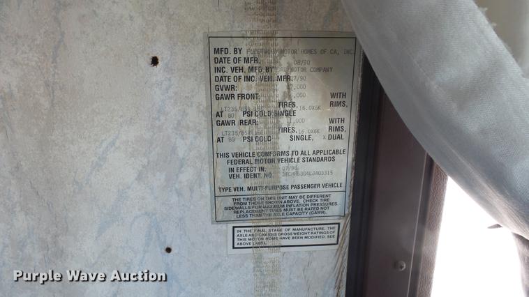 image for item DE7238 1990 Ford Fleetwood Pacer RV