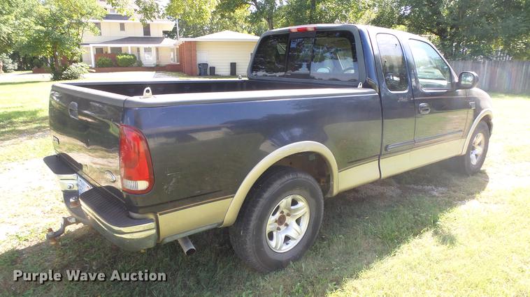 image for item DE7270 1999 Ford F150 Lariat Supercab pickup truck