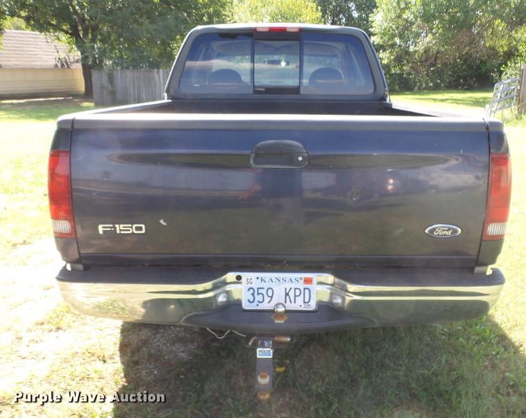 image for item DE7270 1999 Ford F150 Lariat Supercab pickup truck