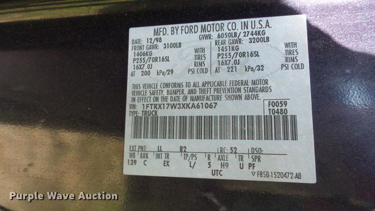 image for item DE7270 1999 Ford F150 Lariat Supercab pickup truck