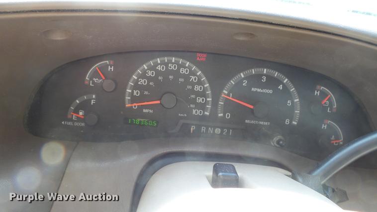 image for item DE7270 1999 Ford F150 Lariat Supercab pickup truck