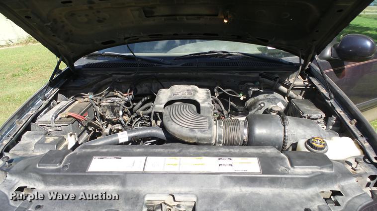 image for item DE7270 1999 Ford F150 Lariat Supercab pickup truck