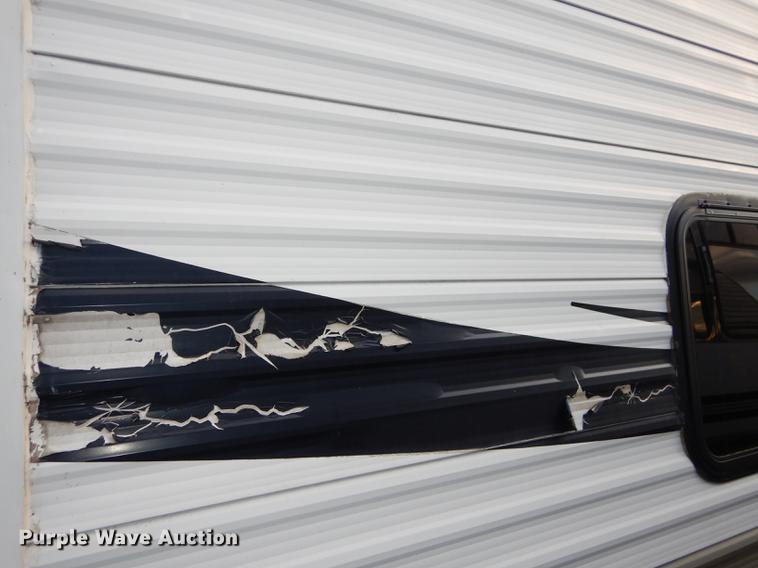 image for item DF1829 2008 Cherokee Grey Wolf camper