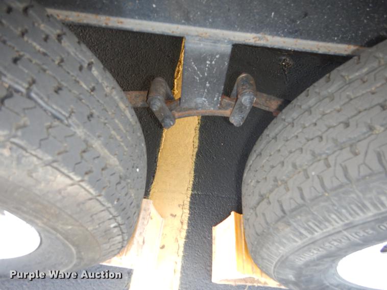 image for item DF1829 2008 Cherokee Grey Wolf camper