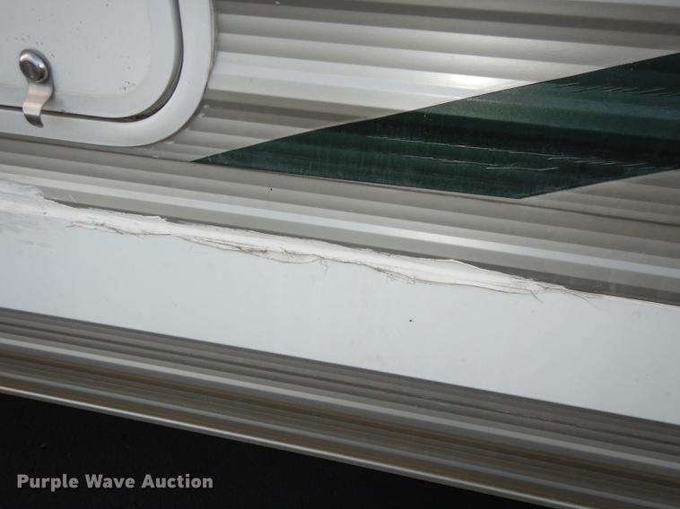 image for item DF1829 2008 Cherokee Grey Wolf camper