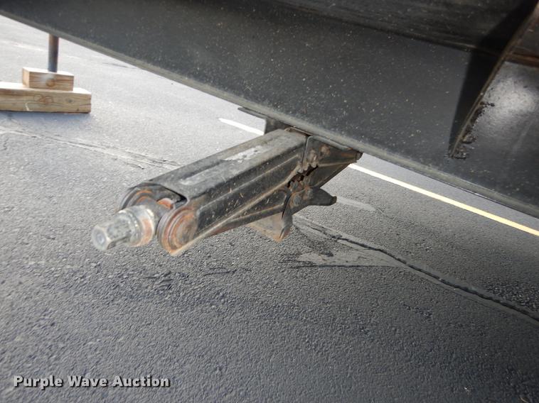 image for item DF1829 2008 Cherokee Grey Wolf camper