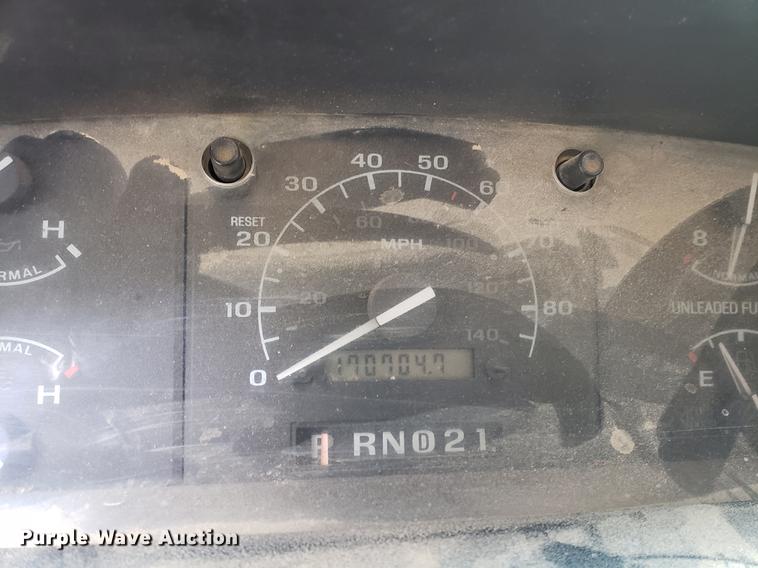 image for item DF2439 1994 Ford F150 SuperCab pickup truck