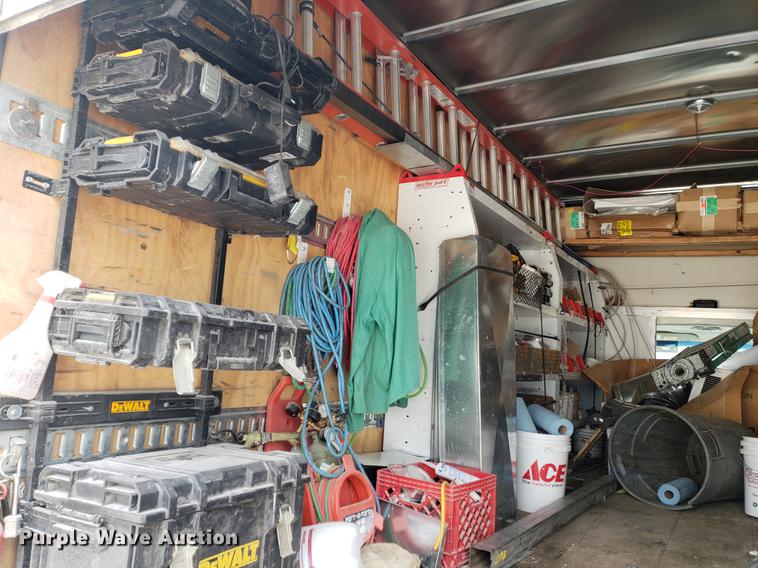 image for item DF2446 2013 Ford Econoline E450 box truck