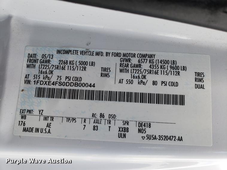 image for item DF2446 2013 Ford Econoline E450 box truck