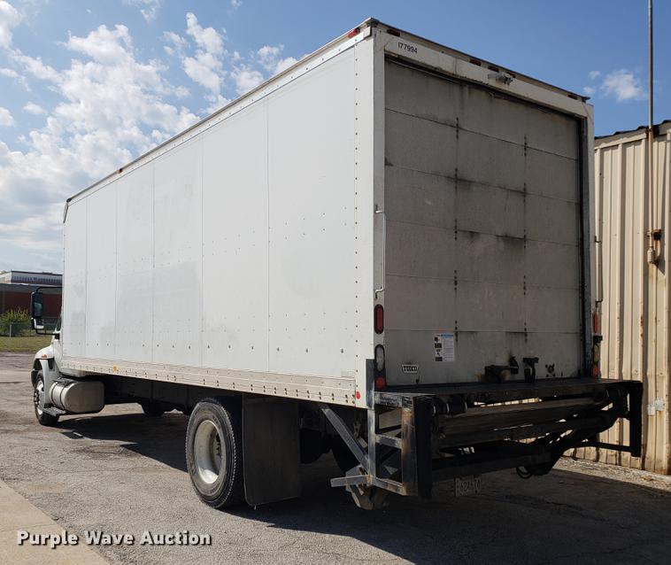 image for item DF2461 2013 International DuraStar 4300 box truck