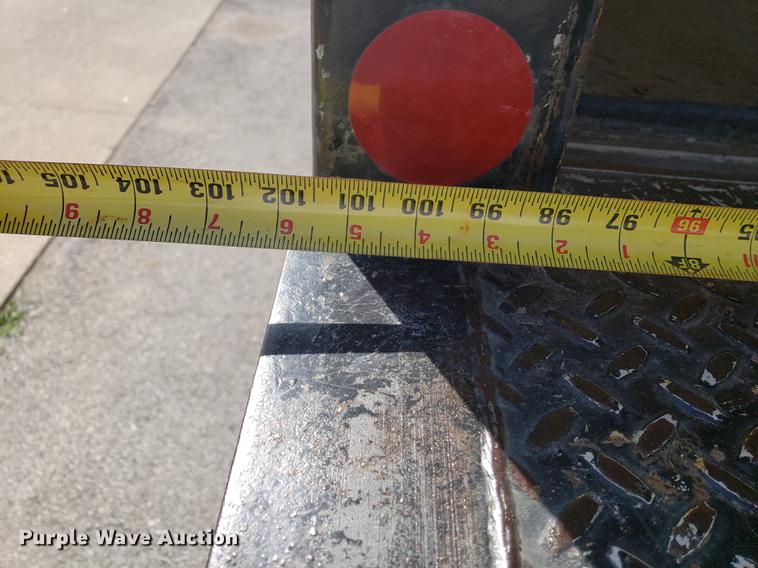 image for item DF2461 2013 International DuraStar 4300 box truck