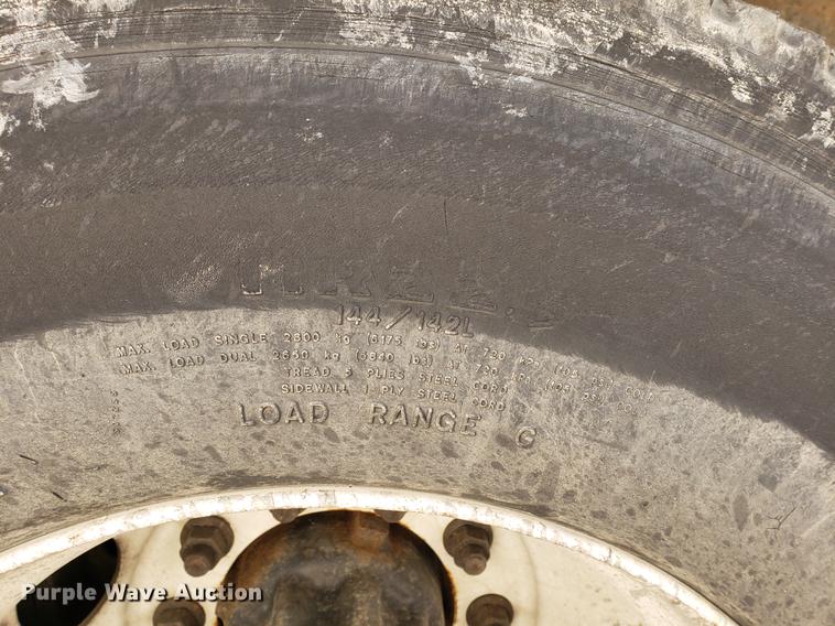 image for item DF2461 2013 International DuraStar 4300 box truck