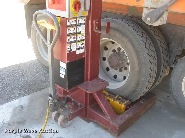 image for item DQ9688 Mohawk MP-18-006 four post mobile lift system