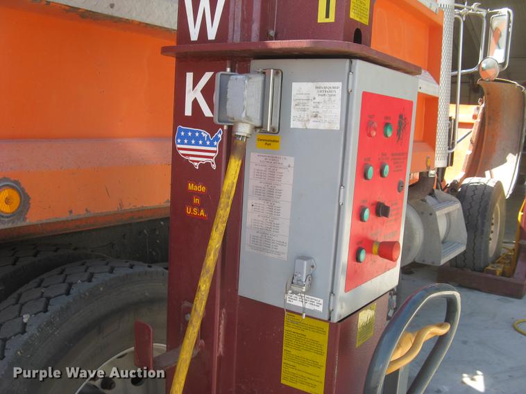 image for item DQ9688 Mohawk MP-18-006 four post mobile lift system