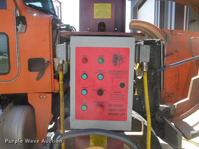 image for item DQ9688 Mohawk MP-18-006 four post mobile lift system