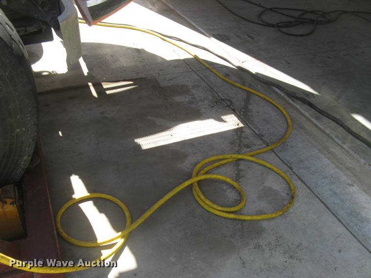 image for item DQ9688 Mohawk MP-18-006 four post mobile lift system