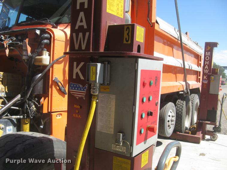 image for item DQ9688 Mohawk MP-18-006 four post mobile lift system