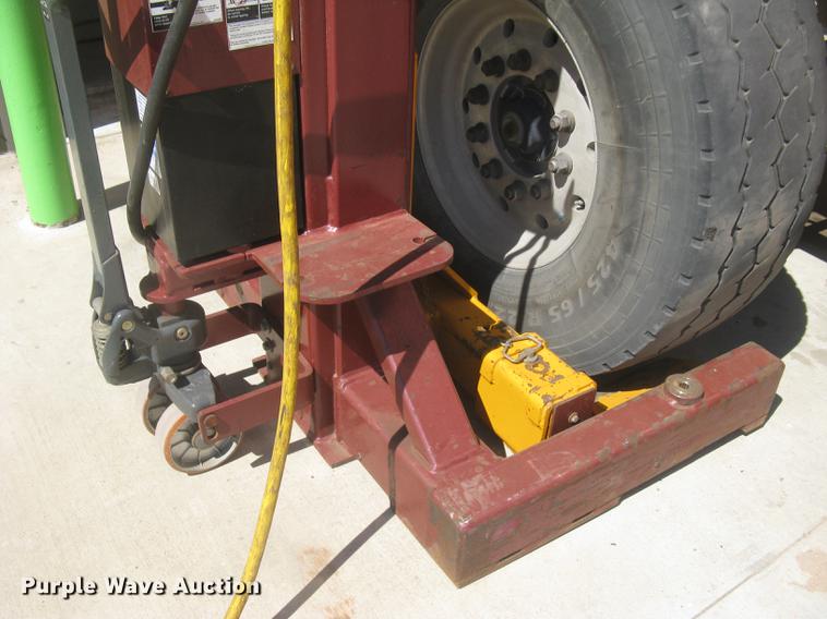 image for item DQ9688 Mohawk MP-18-006 four post mobile lift system