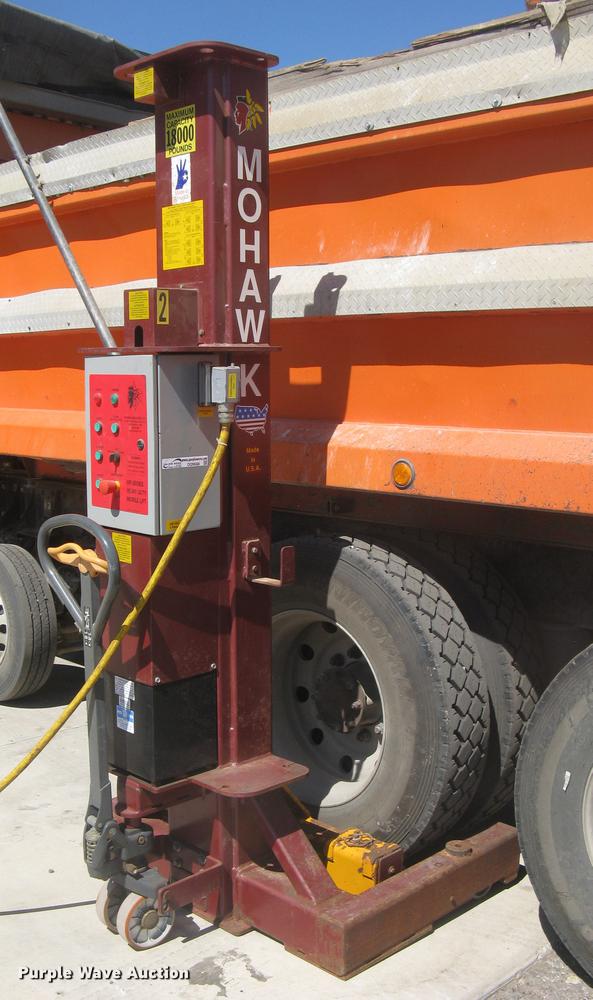 image for item DQ9688 Mohawk MP-18-006 four post mobile lift system
