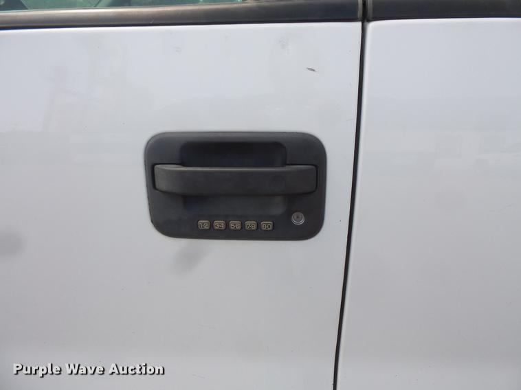 image for item DV9473 2006 Ford F150 SuperCab pickup truck