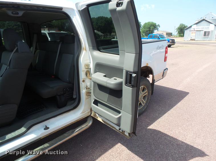 image for item DV9473 2006 Ford F150 SuperCab pickup truck