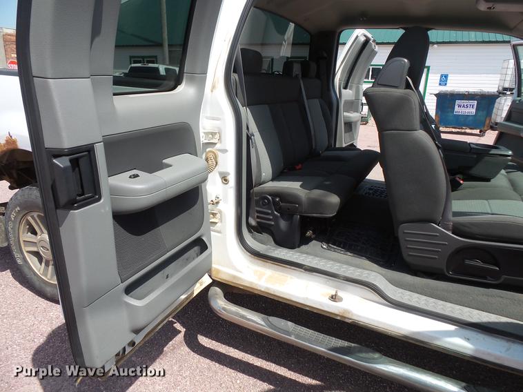 image for item DV9473 2006 Ford F150 SuperCab pickup truck