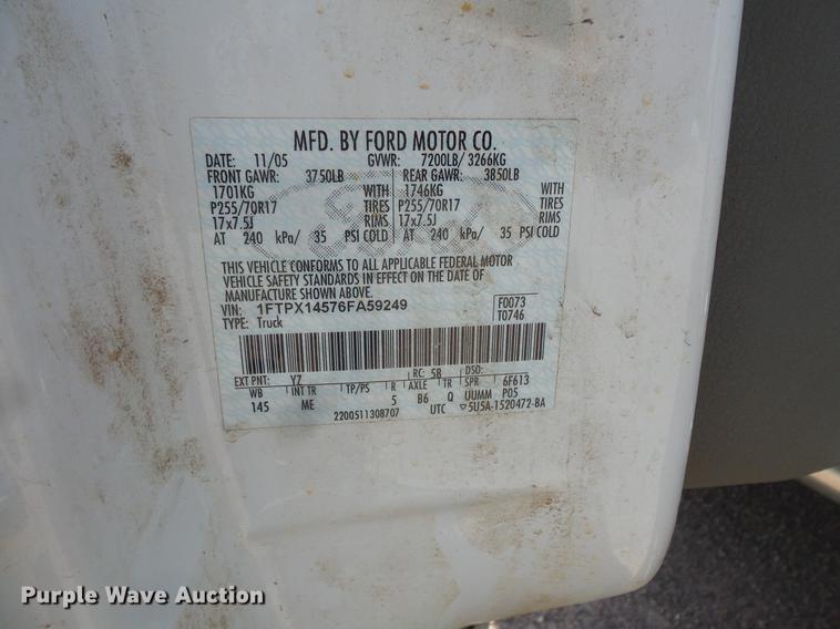 image for item DV9473 2006 Ford F150 SuperCab pickup truck