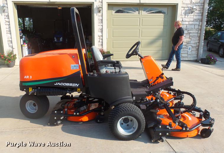 image for item DX9132 2016 Jacobsen AR3 lawn mower