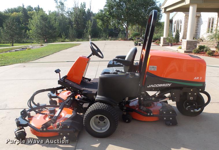 image for item DX9132 2016 Jacobsen AR3 lawn mower