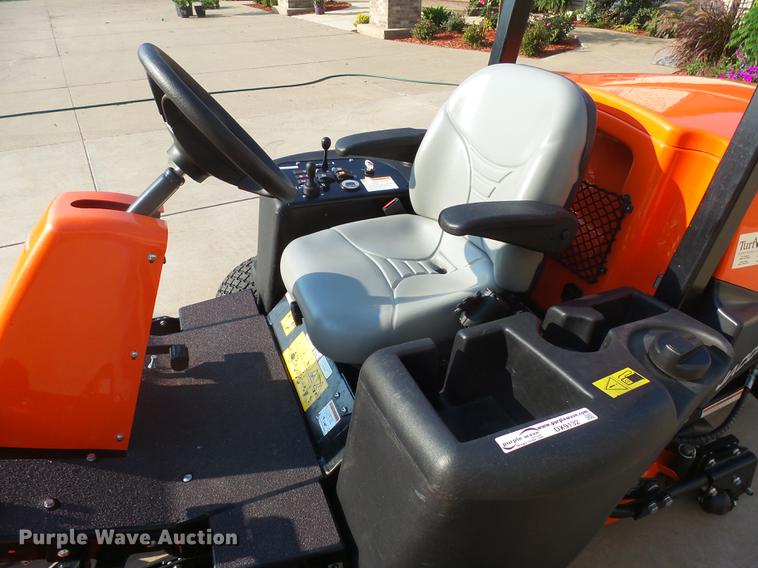 image for item DX9132 2016 Jacobsen AR3 lawn mower