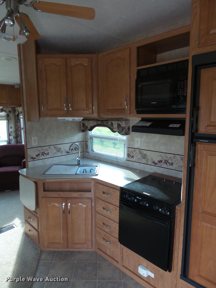 image for item DX9138 2006 Keystone Copper Canyon camper