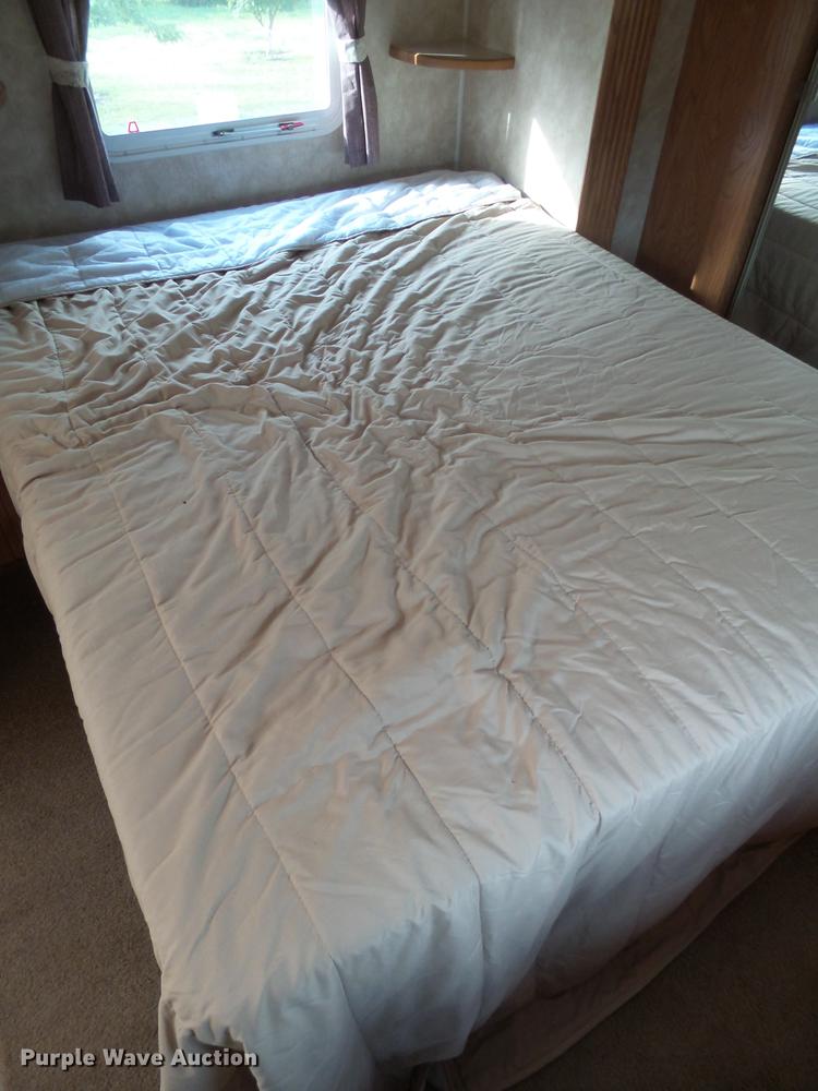 image for item DX9138 2006 Keystone Copper Canyon camper