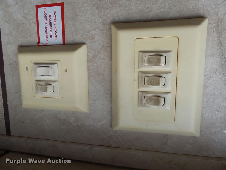 image for item DX9138 2006 Keystone Copper Canyon camper