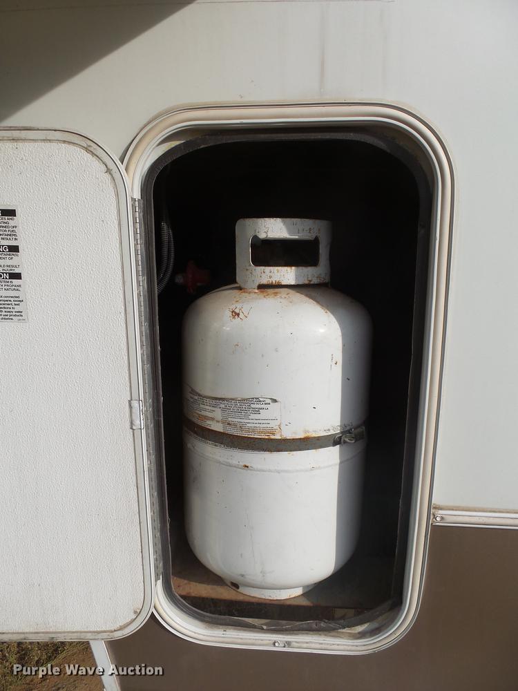 image for item DX9138 2006 Keystone Copper Canyon camper