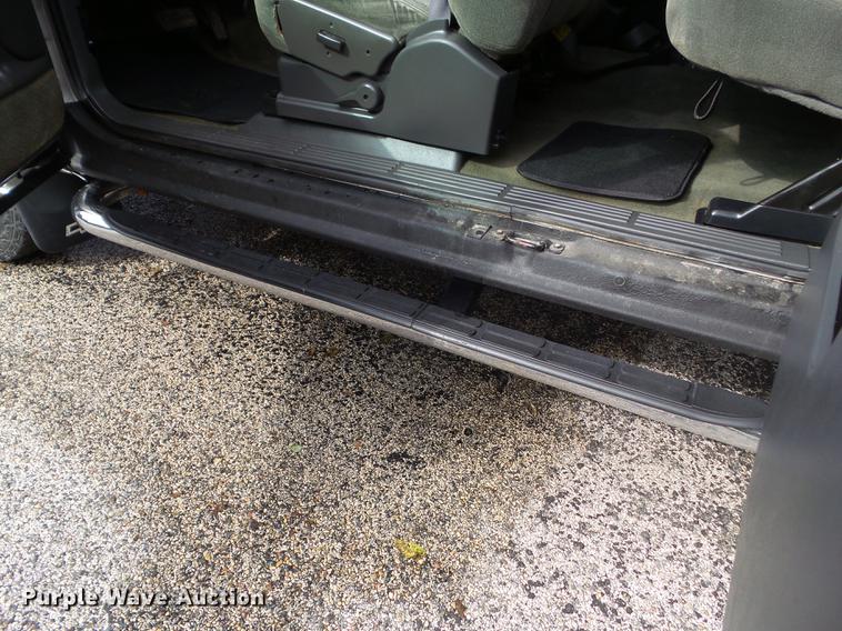 image for item DZ9447 2004 Chevrolet Silverado 1500 Ext. Cab pickup truck