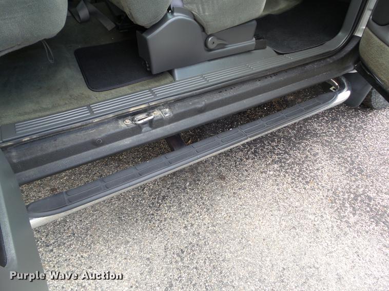 image for item DZ9447 2004 Chevrolet Silverado 1500 Ext. Cab pickup truck