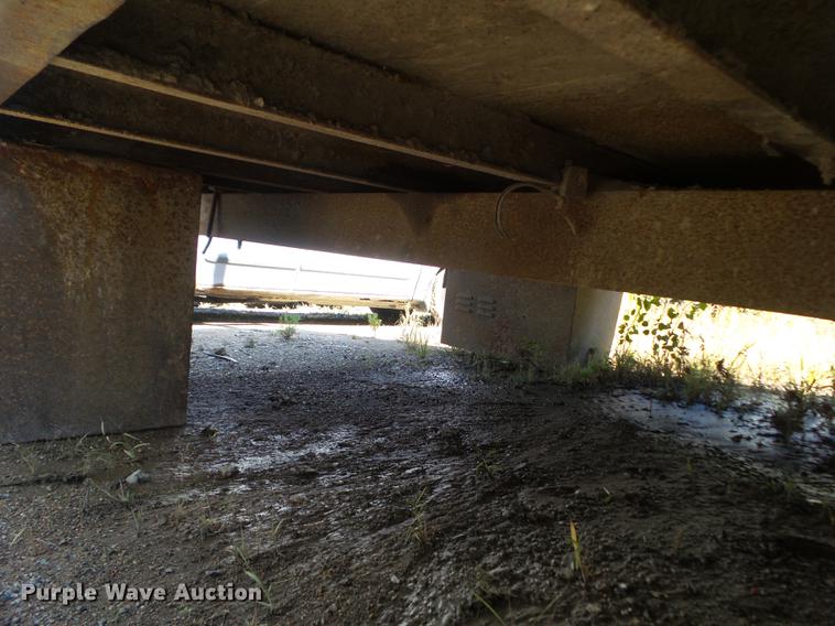 image for item DZ9449 C&S Technical 537 service bed with crane