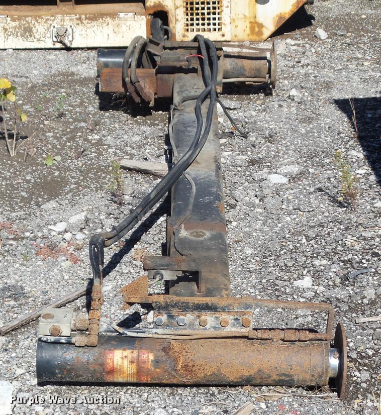 image for item DZ9449 C&S Technical 537 service bed with crane