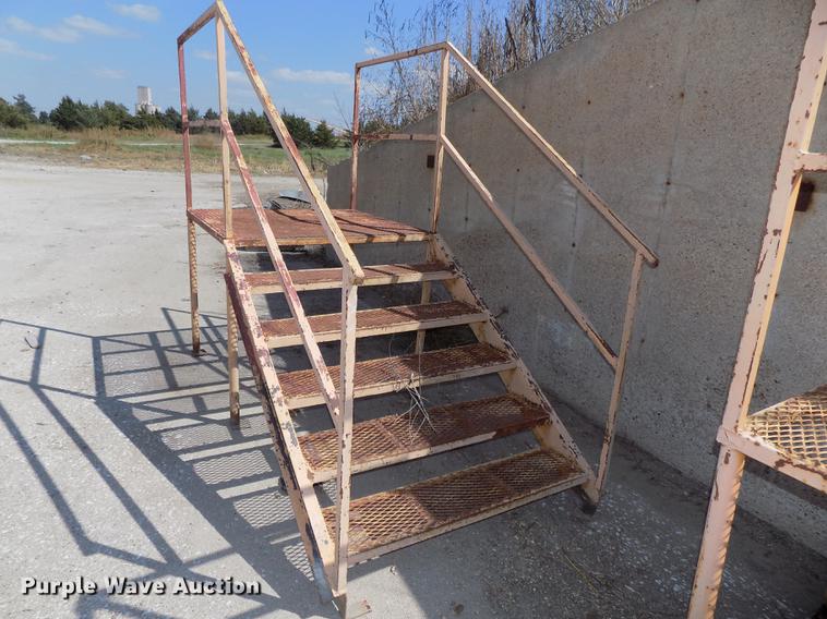 image for item DZ9544 (3) platforms/landings