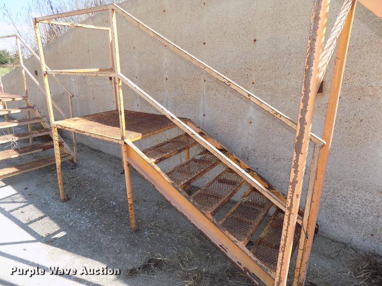 image for item DZ9544 (3) platforms/landings